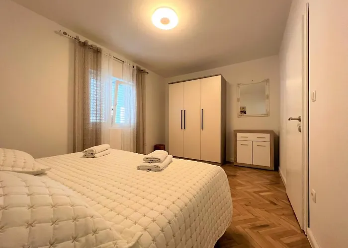 Apartment Makarska דירה
