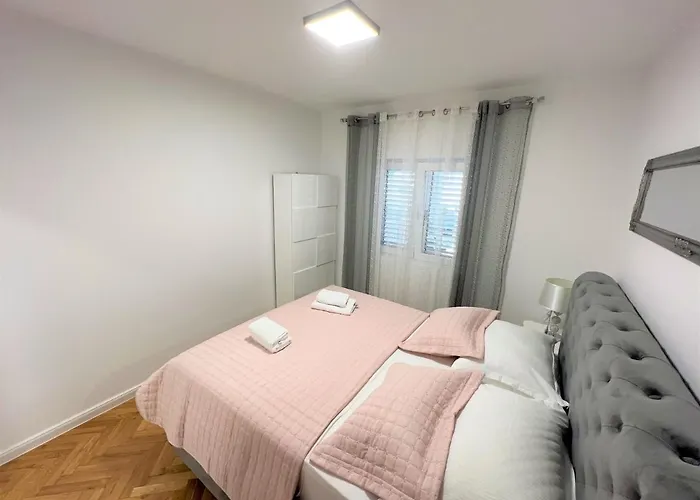 Apartment Makarska דירה
