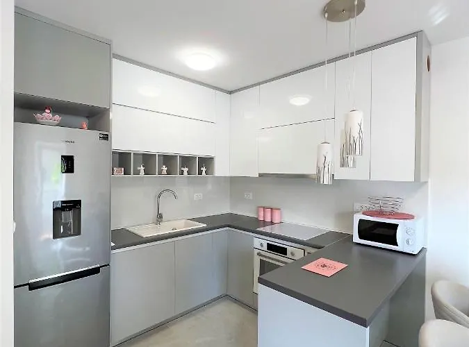 Apartment Makarska דירה מאקרסקה