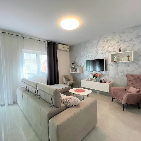 Apartment Makarska *